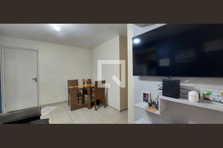 Sala de apartamento à venda com 2 quartos, 48m² em Parque Sao Vicente, Santo André