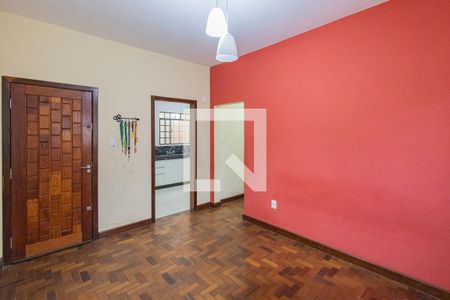 Sala de casa à venda com 3 quartos, 146m² em Boa Vista, Belo Horizonte
