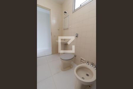 Banheiro de apartamento para alugar com 1 quarto, 32m² em Centro, Ribeirão Preto