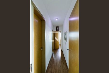 Corredor de apartamento à venda com 2 quartos, 136m² em Manacás, Belo Horizonte