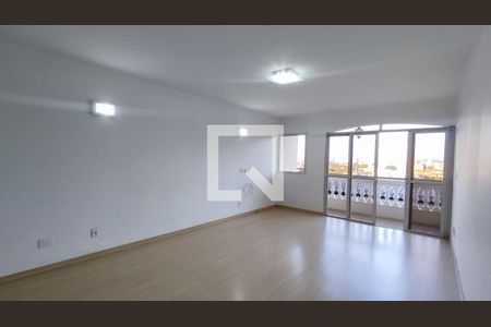 Sala de apartamento para alugar com 3 quartos, 140m² em Anhangabaú, Jundiaí