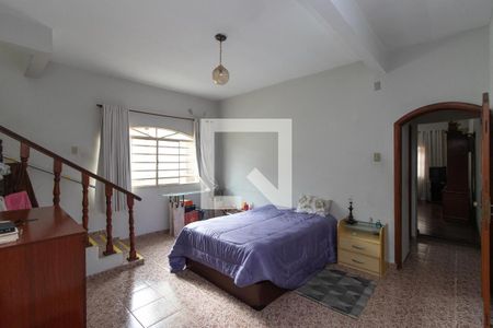 Quarto 1 de casa para alugar com 4 quartos, 300m² em Vila Nivi, São Paulo