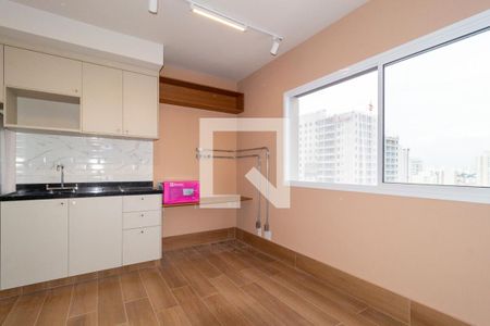 Quarto de kitnet/studio para alugar com 1 quarto, 21m² em Belenzinho, São Paulo