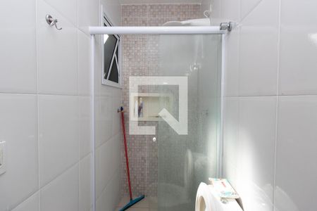 Banheiro de apartamento à venda com 1 quarto, 33m² em Vila Isolina Mazzei, São Paulo