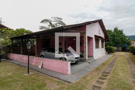 Sala de casa à venda com 3 quartos, 900m² em Engenho do Mato, Niterói