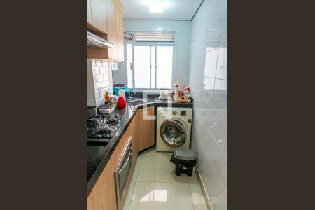 Sala/Cozinha de apartamento à venda com 2 quartos, 43m² em Vila Anhangüera, Campinas