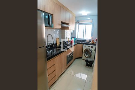 Sala/Cozinha de apartamento à venda com 2 quartos, 43m² em Vila Anhangüera, Campinas