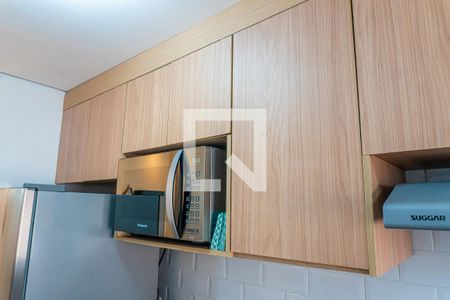 Sala/Cozinha de apartamento à venda com 2 quartos, 43m² em Vila Anhangüera, Campinas