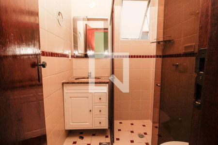 Banheiro de apartamento para alugar com 3 quartos, 70m² em Sagrada Família, Belo Horizonte