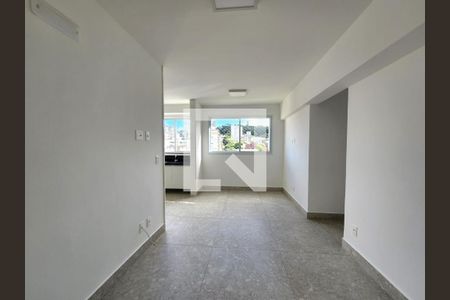 Sala de apartamento à venda com 2 quartos, 66m² em Vila Paris, Belo Horizonte