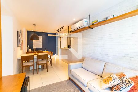 Sala de apartamento à venda com 2 quartos, 75m² em Santa Rosa, Niterói