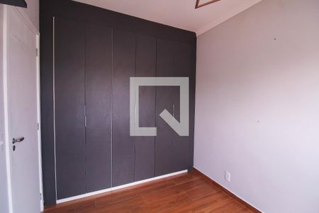 Quarto 2 de apartamento para alugar com 2 quartos, 38m² em Vila Invernada, São Paulo