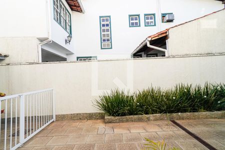 Quarto 1 de casa de condomínio à venda com 6 quartos, 440m² em Itaipu, Niterói