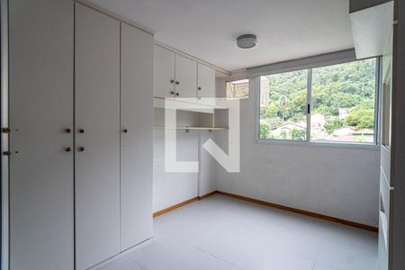 Quarto 2 de apartamento para alugar com 2 quartos, 58m² em Charitas, Niterói