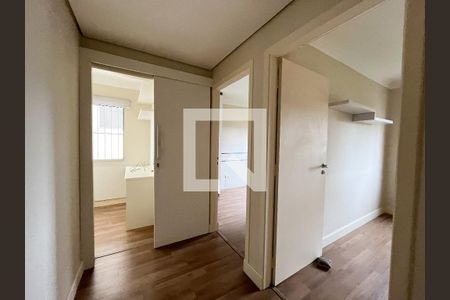 Corredor  de apartamento para alugar com 3 quartos, 75m² em Vila Mascote, São Paulo