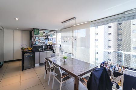 Varanda de apartamento para alugar com 3 quartos, 111m² em Cambuci, São Paulo