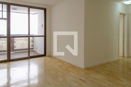 Sala de apartamento para alugar com 2 quartos, 95m² em Barra da Tijuca, Rio de Janeiro