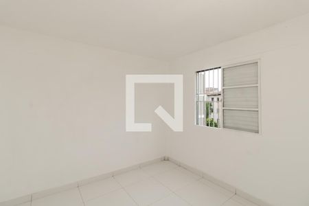 Quarto 2 de apartamento para alugar com 2 quartos, 40m² em Vila Silvia, São Paulo