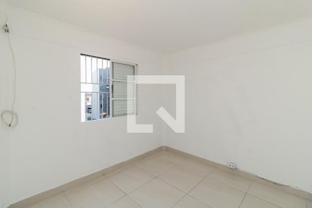 Quarto 1 de apartamento para alugar com 2 quartos, 40m² em Vila Silvia, São Paulo