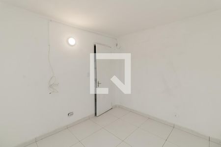 Quarto 2 de apartamento para alugar com 2 quartos, 40m² em Vila Silvia, São Paulo
