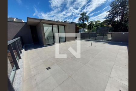 Casa à venda com 515m², 4 quartos e 4 vagas Casa à venda com 515m², 4 quartos e 4 vagasÁrea comum