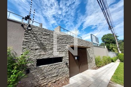 Casa à venda com 515m², 4 quartos e 4 vagas Casa à venda com 515m², 4 quartos e 4 vagasFachada da Casa