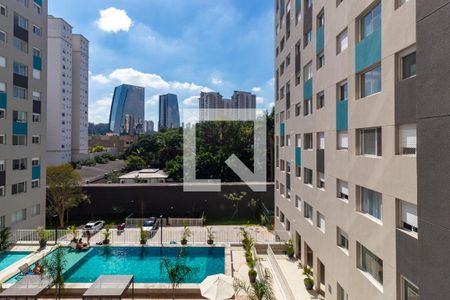 Vista Sala, cozinha e Área de serviço conjugados de apartamento para alugar com 1 quarto, 34m² em Santo Amaro, São Paulo