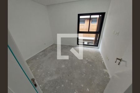 Casa à venda com 707m², 5 quartos e 6 vagas Casa à venda com 707m², 5 quartos e 6 vagasQuarto 2