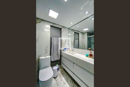 Banheiro de apartamento à venda com 1 quarto, 81m² em Vila Regente Feijó, São Paulo