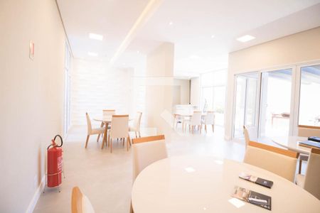 Apartamento à venda com 71m², 2 quartos e 2 vagas Apartamento à venda com 71m², 2 quartos e 2 vagasÁrea comum - Salão de festas