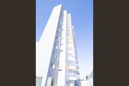 Apartamento à venda com 71m², 2 quartos e 2 vagas Apartamento à venda com 71m², 2 quartos e 2 vagasFachada