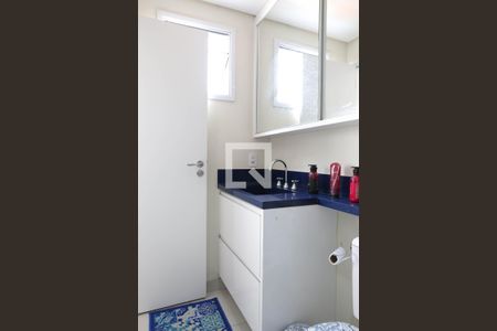 Apartamento à venda com 71m², 2 quartos e 2 vagas Apartamento à venda com 71m², 2 quartos e 2 vagasBanheiro da Suite 1