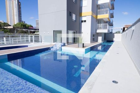 Apartamento à venda com 71m², 2 quartos e 2 vagas Apartamento à venda com 71m², 2 quartos e 2 vagasÁrea comum - Piscina