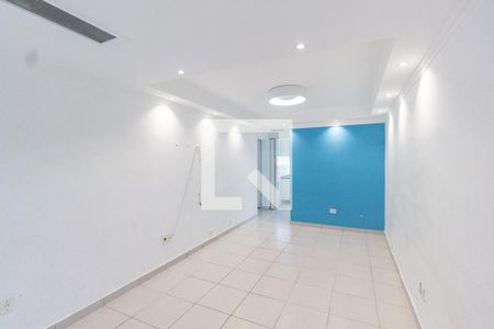 Sala de casa à venda com 4 quartos, 200m² em Conjunto Residencial Santa Terezinha, São Paulo