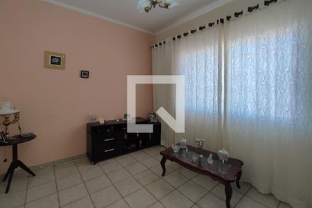 Casa à venda com 180m², 3 quartos e 2 vagasSala de Estar