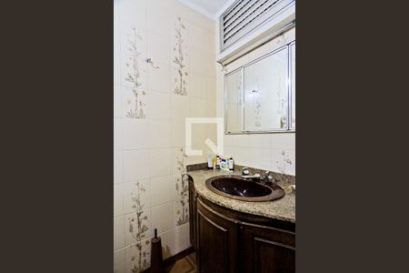 Apartamento à venda com 117m², 3 quartos e 1 vaga Apartamento à venda com 117m², 3 quartos e 1 vagaBanheiro