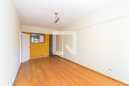 Apartamento para alugar com 85m², 2 quartos e 1 vagaSala