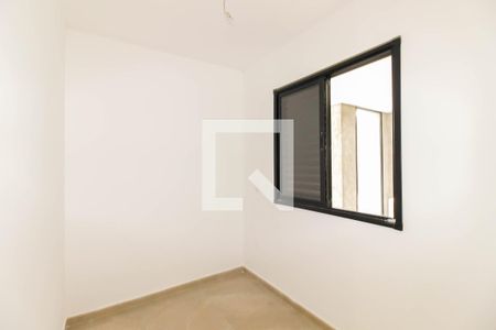 Quarto 2 de apartamento à venda com 2 quartos, 30m² em Guaiaúna, São Paulo