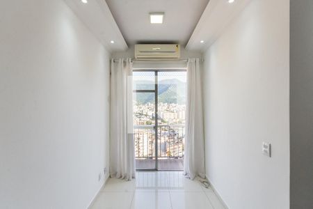 Sala de apartamento para alugar com 2 quartos, 58m² em Vila Isabel, Rio de Janeiro