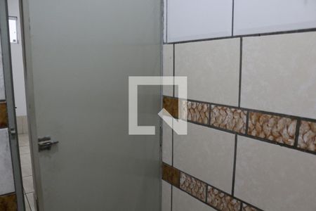 Banheiro de casa para alugar com 1 quarto, 60m² em Paulo Vi, Belo Horizonte