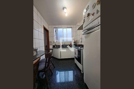 Cozinha de apartamento à venda com 3 quartos, 93m² em Buritis, Belo Horizonte