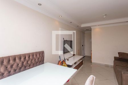 Sala  de apartamento para alugar com 3 quartos, 64m² em Piraporinha, Diadema