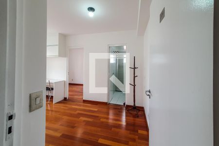 entrada de apartamento para alugar com 1 quarto, 31m² em Cambuci, São Paulo
