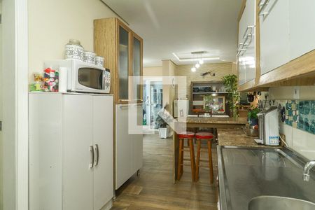 Cozinha de casa à venda com 3 quartos, 141m² em Sarandi, Porto Alegre