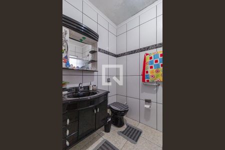 Banheiro de casa à venda com 3 quartos, 90m² em Padroeira, Osasco