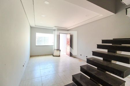 Sala de casa à venda com 3 quartos, 108m² em Vila Curuçá, São Paulo