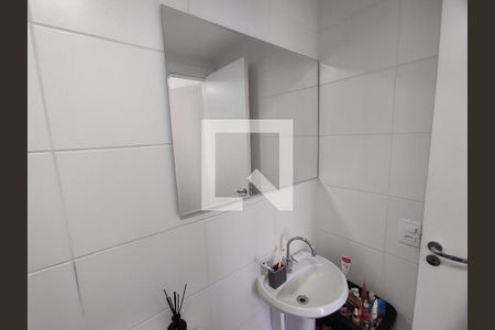 Banheiro de apartamento para alugar com 1 quarto, 28m² em Vila Romana, São Paulo