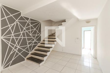 Casa à venda com 130m², 2 quartos e 2 vagasSala