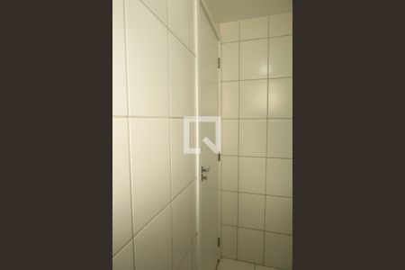 Banheiro de apartamento para alugar com 1 quarto, 24m² em Vila Campanela, São Paulo