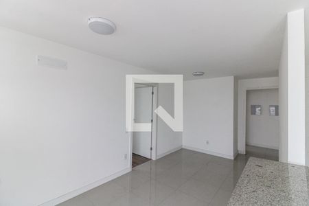 Sala de apartamento à venda com 2 quartos, 79m² em Barra da Tijuca, Rio de Janeiro